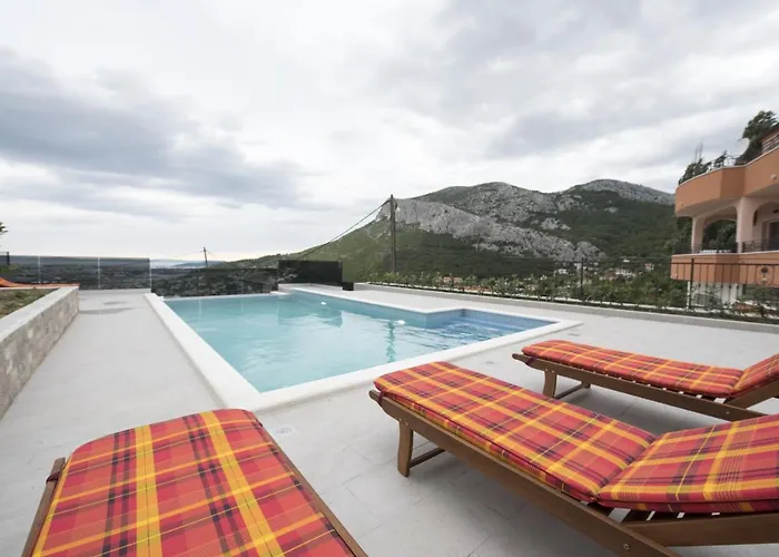 Family Friendly With A Swimming Pool Klis, Split - 16005 * Klis