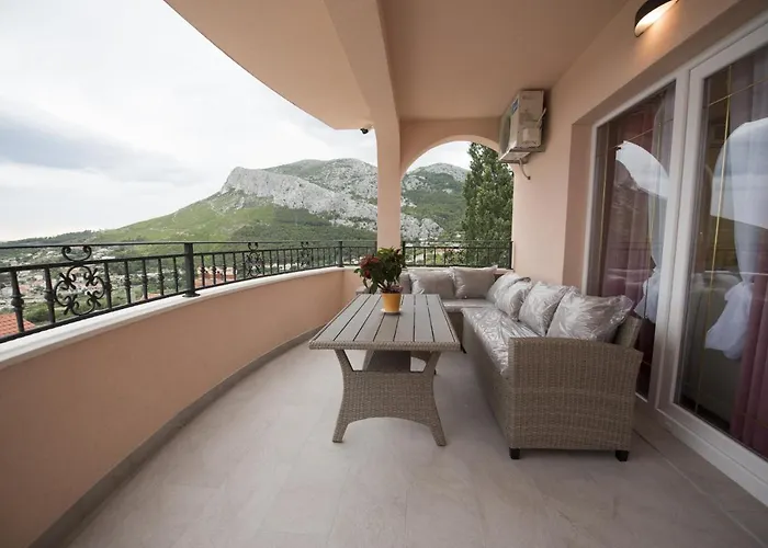 شقة Family Friendly With A Swimming Pool Klis, Split - 16005